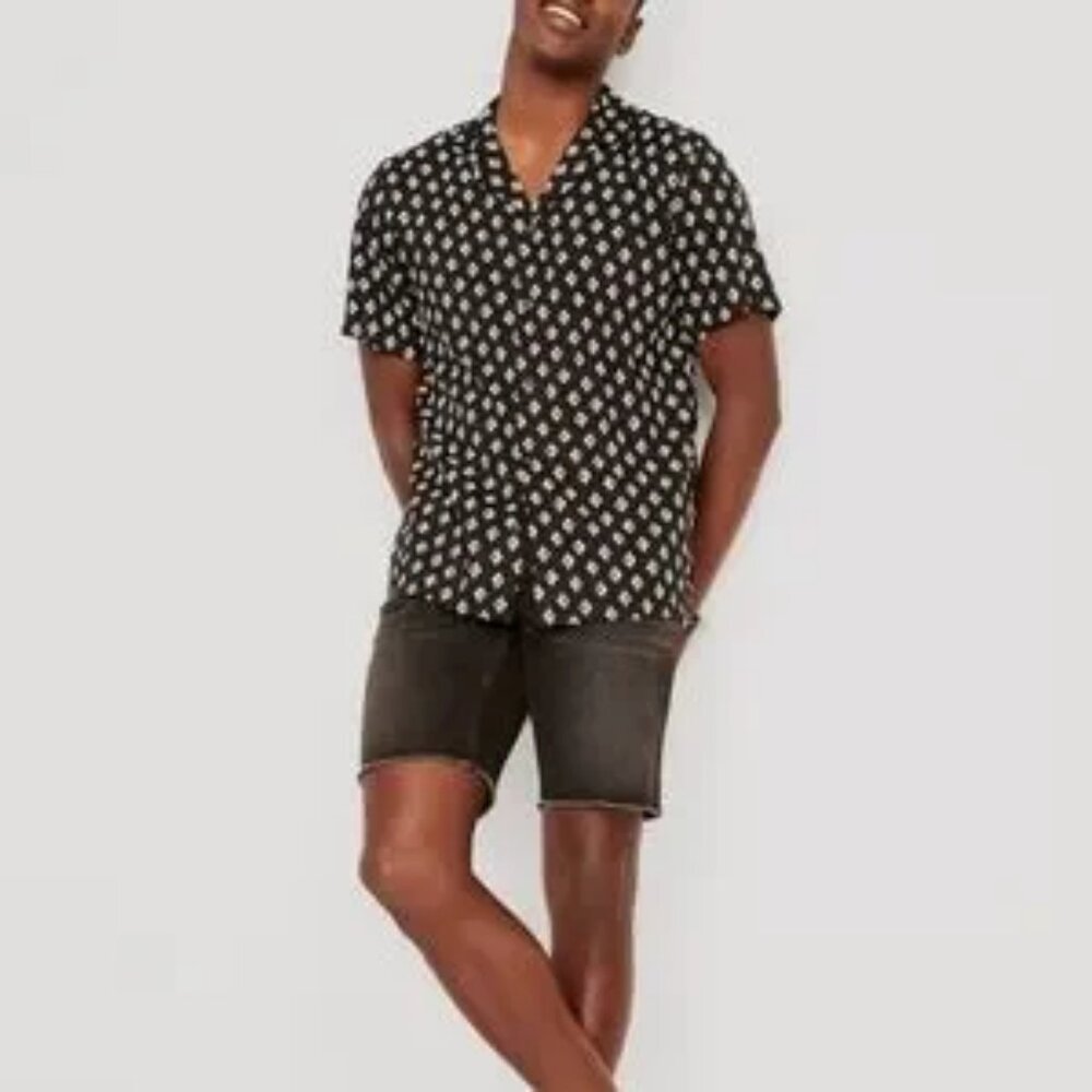 NWOT Short Sleeved Printed Camp Shirt XL